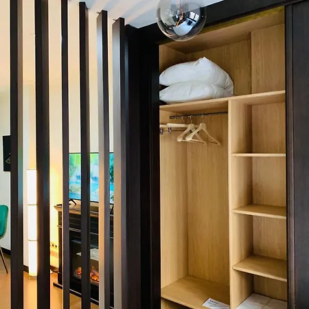 Centrico Con Garaje Privado Apartment Vigo